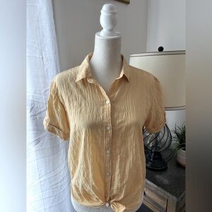 Abercrombie & Fitch short sleeve button down shirt